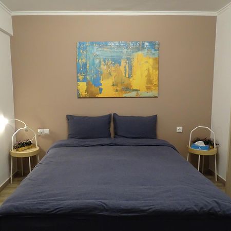 Stylish, Comfortable, Basement Loft-Like Apartment With Amenities Атина Екстериор снимка