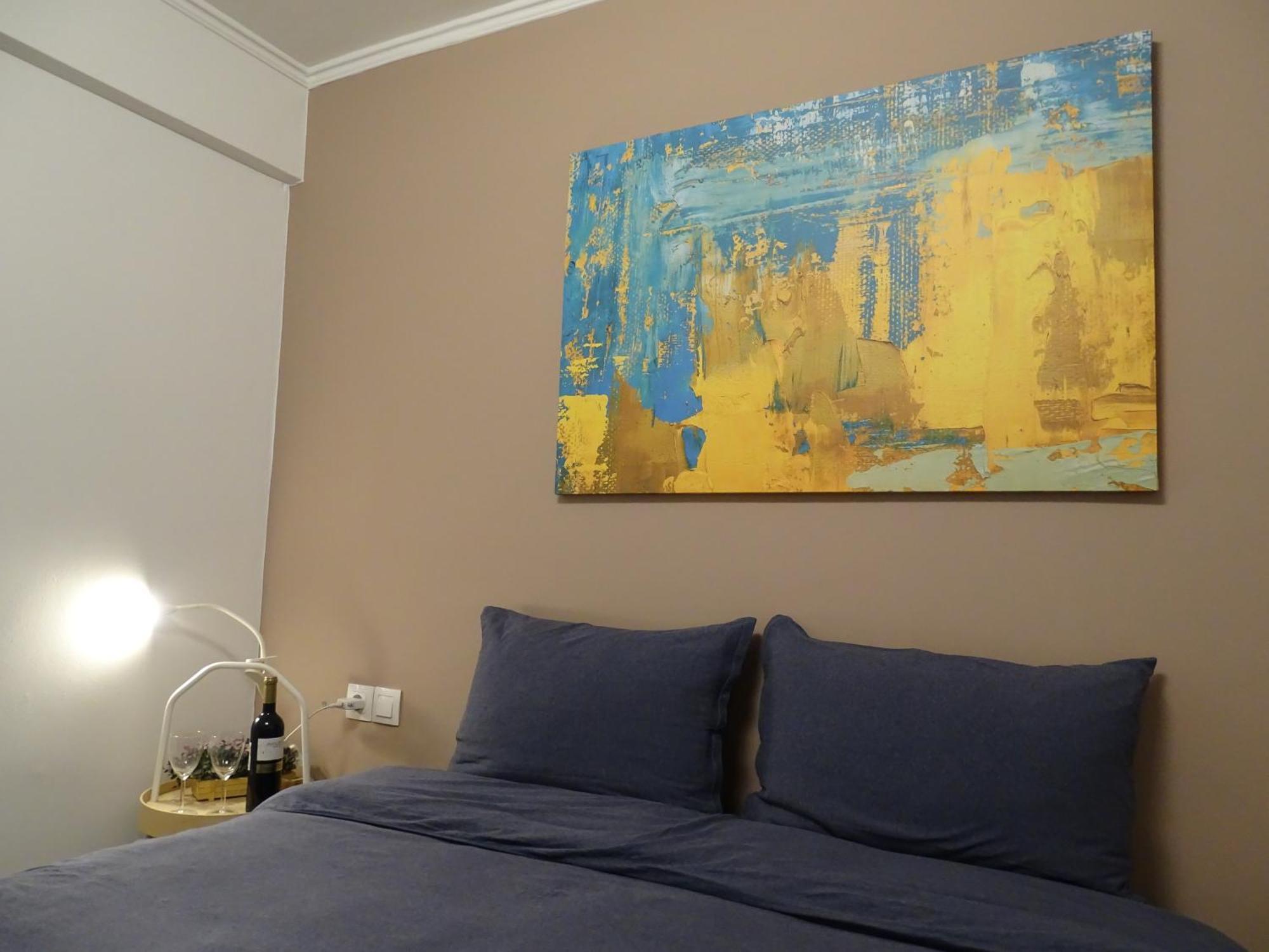 Stylish, Comfortable, Basement Loft-Like Apartment With Amenities Атина Екстериор снимка